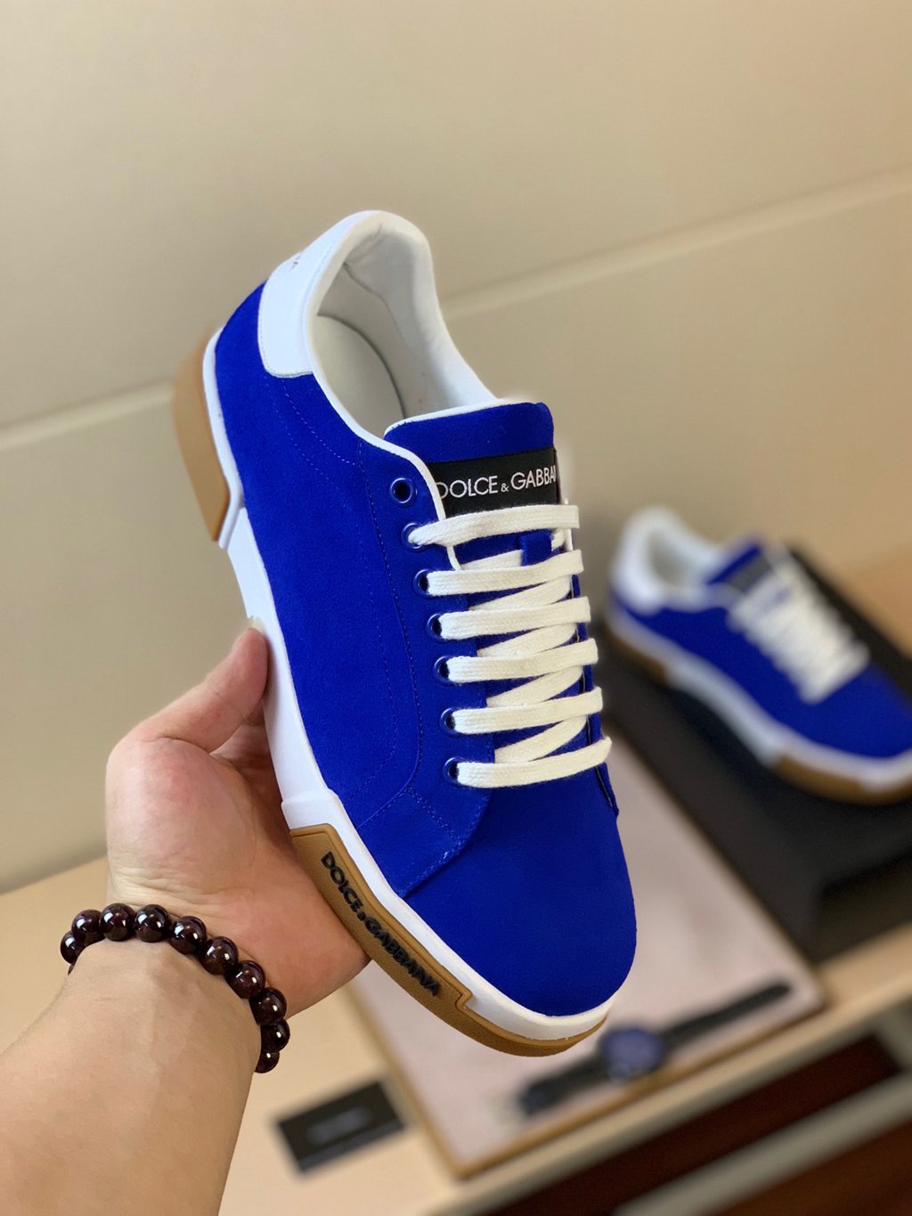 D*G sneaker